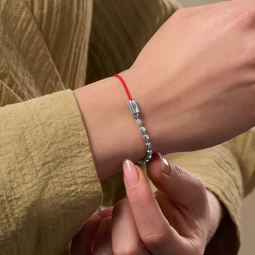 Image of gid://shopify/ProductImage/31637698379856